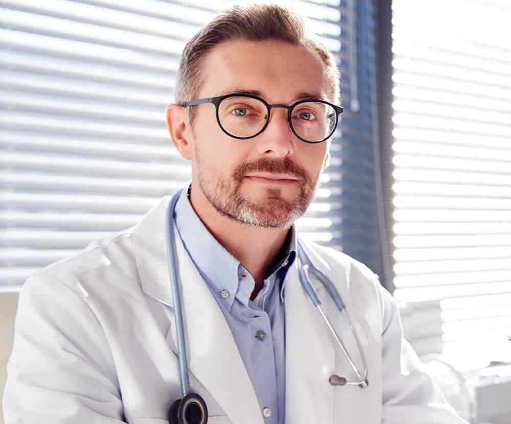https://eyeservices.gr/wp-content/uploads/2021/09/team_05.jpg