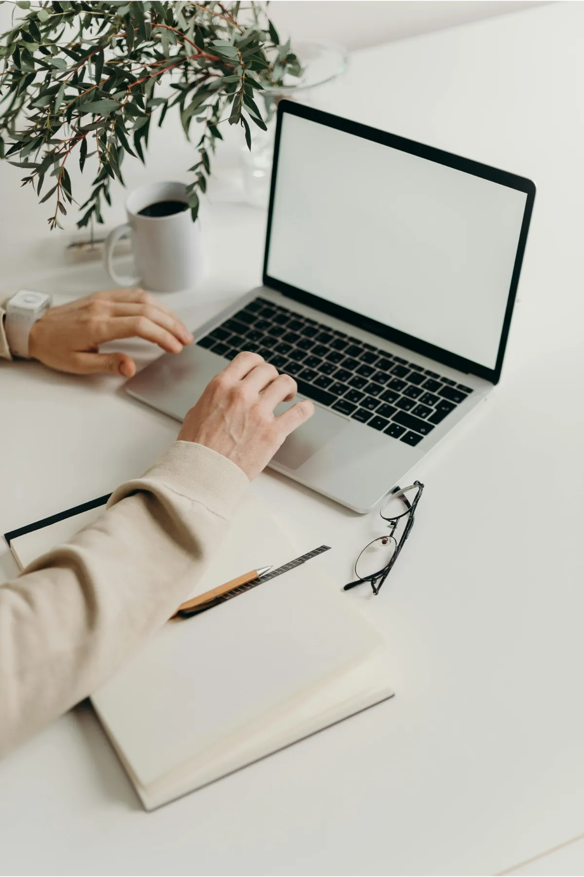 https://eyeservices.gr/wp-content/uploads/2025/05/eyeservices-screenglasses.webp